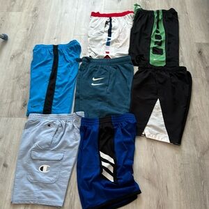 Nike boys athletic short bundle - size large